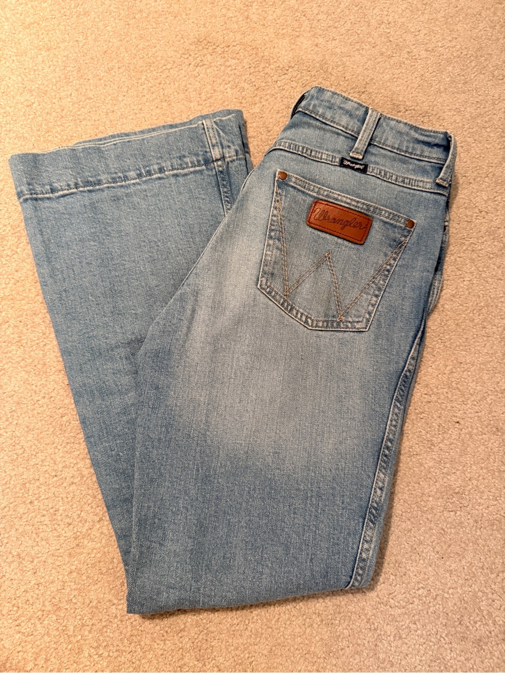 Women’s Wrangler Retro High Rise Trouser - Light Wash